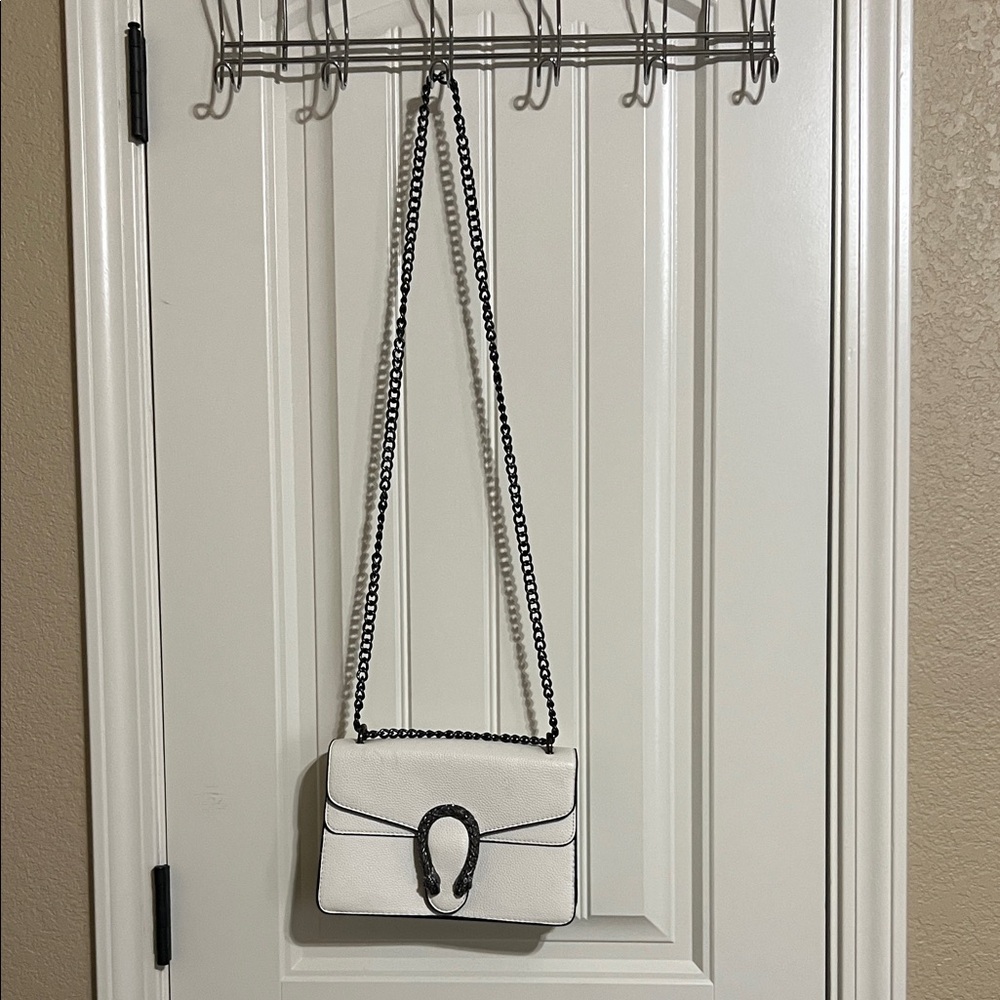 Elegant White Chain Shoulder Bag